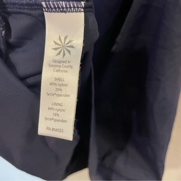 Athleta Zimbabwe Blousy Tankini Swimsuit Top - Picture 9 of 9